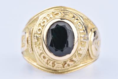 Bague Université ( BaySide) en Or Jaune 18 ct (750/1000) 1 Grenat facetté Ovale, serti clos, à env 2 ct 2