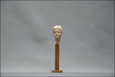 Visage en terre cuite, Grèce antique, Époque hellénistique, IIIème-Ier siècle av JC 2