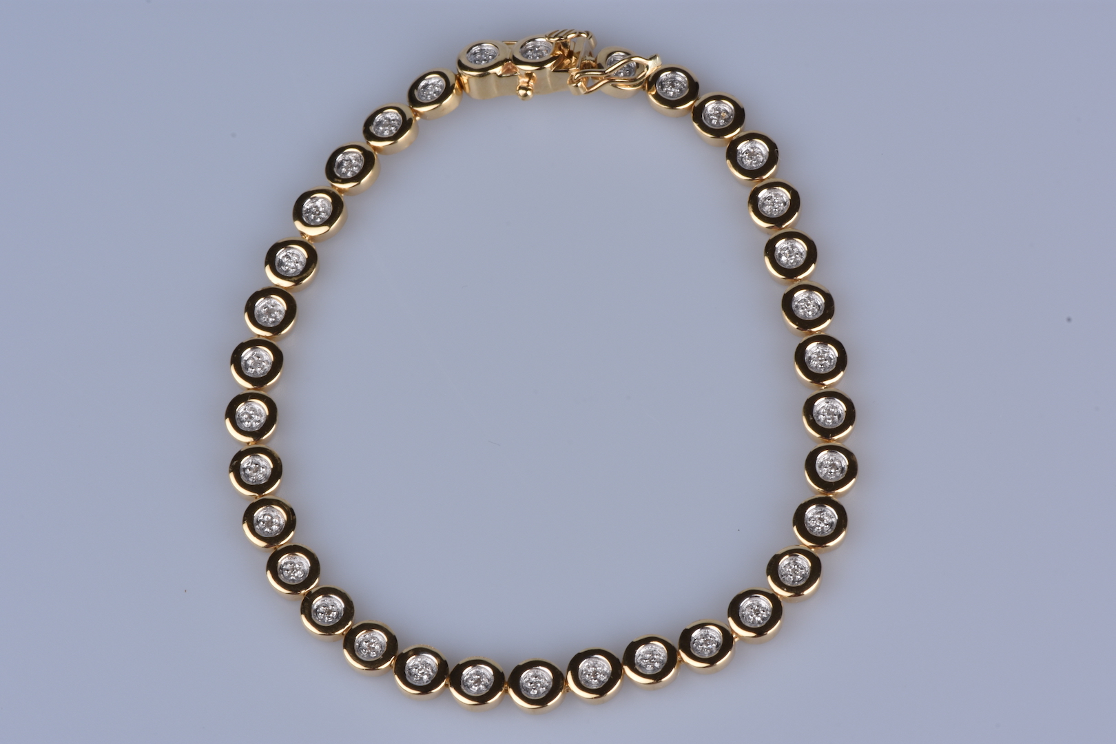 Bracelet Or Jaune 14 Carats Avec 10 Diamants - 0,50 Carat, Taille 11,25, 6,6g, Comme Neuf