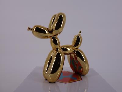 Jeff KOONS (after) : Gold Balloon Dog- Sculpture 2