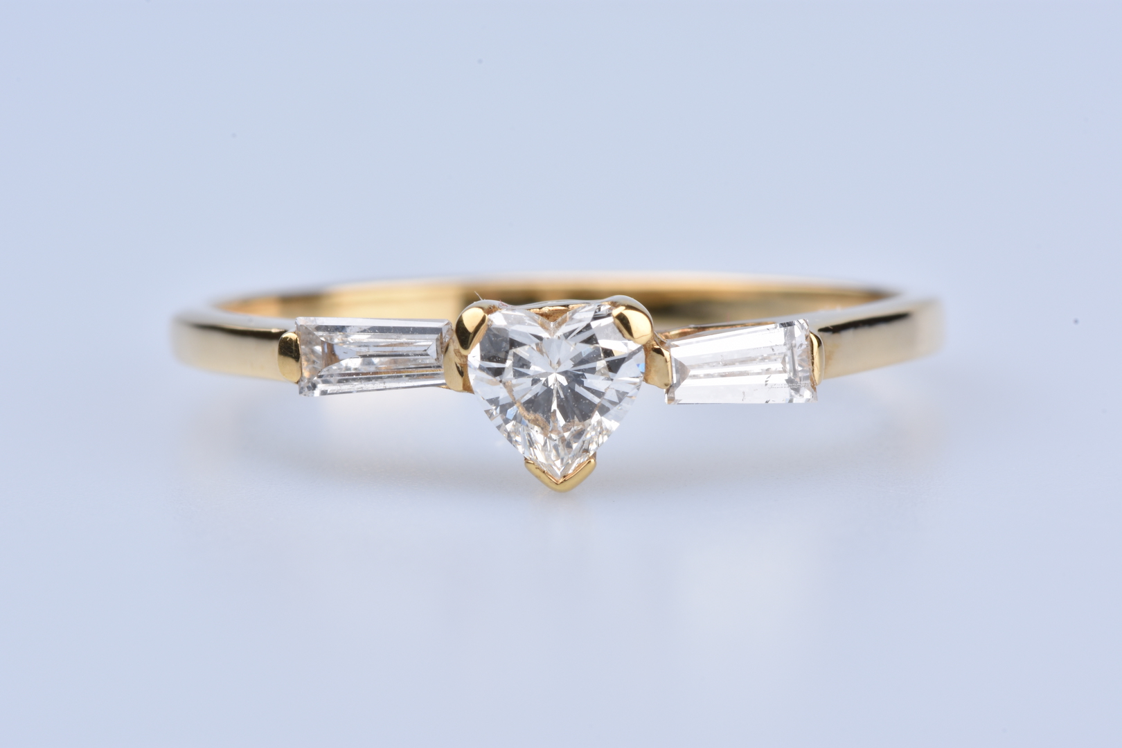 Bague cœur d'or vintage main image 0