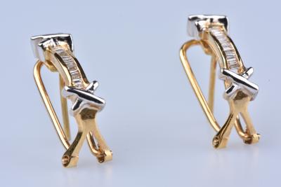 Boucles d’oreilles en Or jaune et blanc 18 ct (750/1000), 26 diamants baguettes à 0,26 ct au total 2