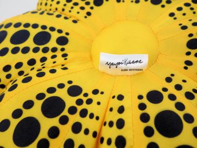 Yayoi KUSAMA (d’après) - Dots Obsession (Pumpkin yellow - Small), 2004 - Edition 2