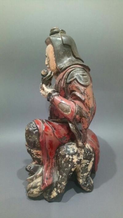 Vietnam, 19e siècle, Guerrier en bois laqué polychrome 2