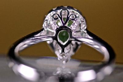Haute Joaillerie -Bague en or blanc 18 kt 2