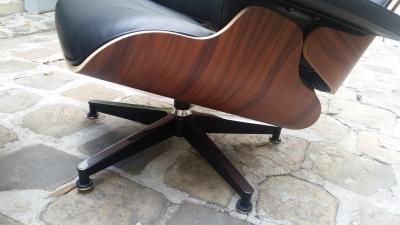 Eames Lounge chair et Ottoman - Cuir noir / Palissandre - édition Herman Miller- Circa 2010 2