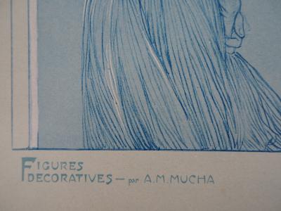 Alphonse MUCHA : Jeune Fille en Costume Traditionnel - Lithographie Signée 2