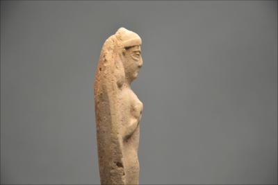 Statuette d’Ishtar en terre cuite, Mésopotamie, Empire assyrien 2000 - 1000 av JC 2