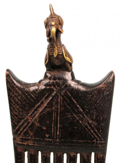 Côte d'Ivoire, Baoulé, Peigne en bois et bronze 2