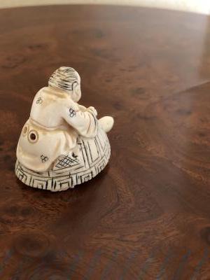 Netsuke tortue signé en ivoire 2