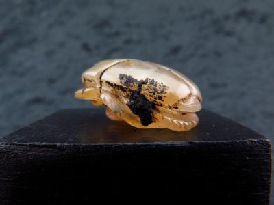 Ancient Egyptian calcite scarab amulet 2