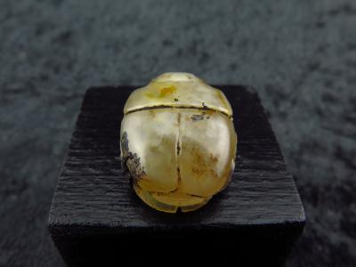 Ancient Egyptian calcite scarab amulet 2