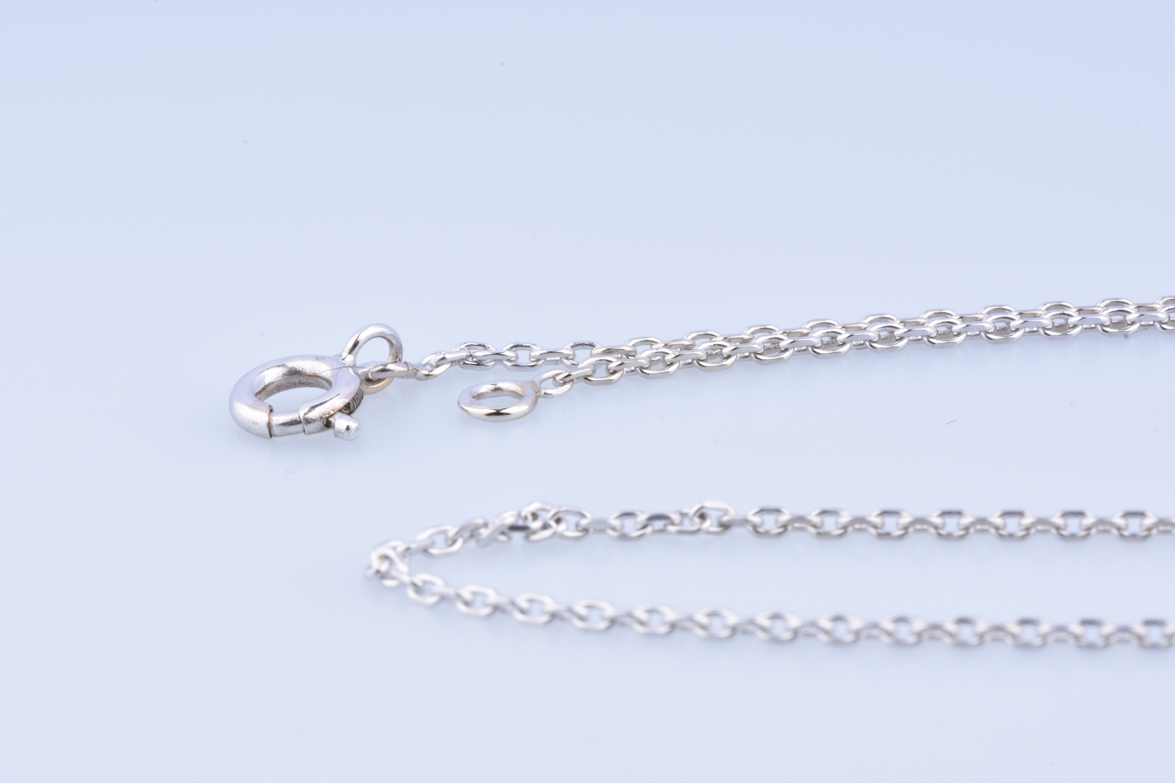 Chaîne En Or Blanc 18 Carats (750/1000) - Poids 3.43 Grammes - Bijou D'occasion En Parfait état