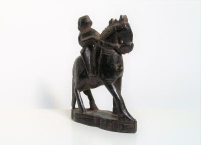 Inde du sud - Figure de cavalier en bois, début du XXème siècle 2