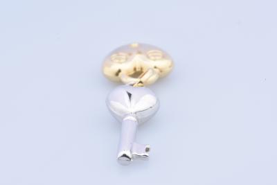 Magnifique pendentif clef et cadenas coeur en or blanc et jaune 18 ct 2
