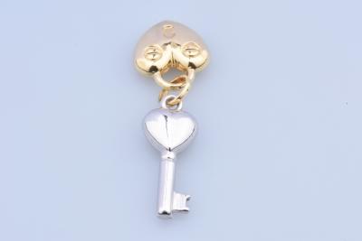 Magnifique pendentif clef et cadenas coeur en or blanc et jaune 18 ct 2