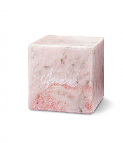 MR. André - Cube, 2018 - Sculpture en marbre rose 2