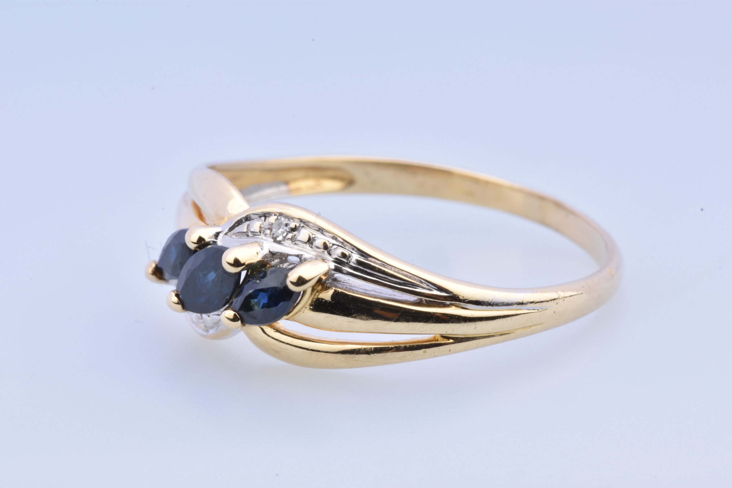 Bague Or 18 Carats Avec Perle Et Saphirs - Taille 49, 2.18g, Bijou Cocktail Raffiné
