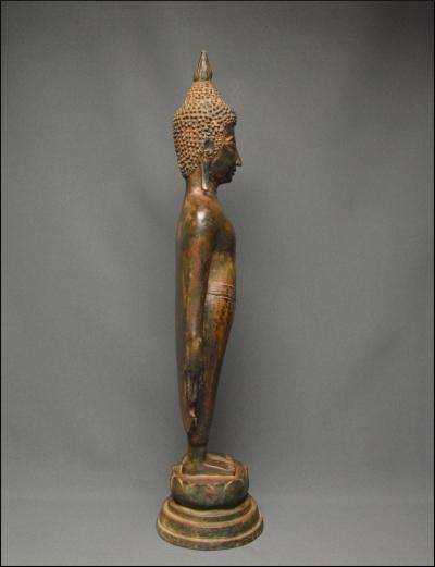 Laos, Fin XIXème - début XXème siècle, Important Bouddha en bronze en position Mettakaruna Mudra 2