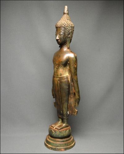 Laos, Fin XIXème - début XXème siècle, Important Bouddha en bronze en position Mettakaruna Mudra 2