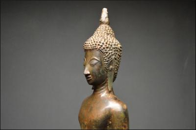Laos, Fin XIXème - début XXème siècle, Important Bouddha en bronze en position Mettakaruna Mudra 2