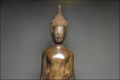 Laos, Fin XIXème - début XXème siècle, Important Bouddha en bronze en position Mettakaruna Mudra 2