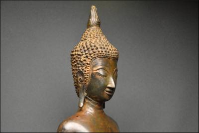 Laos, Fin XIXème - début XXème siècle, Important Bouddha en bronze en position Mettakaruna Mudra 2