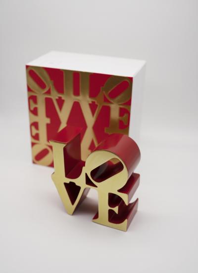 Robert INDIANA (d’après) - Love Red Gold, 2018 - Sculpture 2