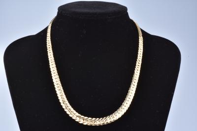 Magnifique collier en or jaune 18 carats (750 millièmes), mailles anglaise et fermoir mousqueton. 2