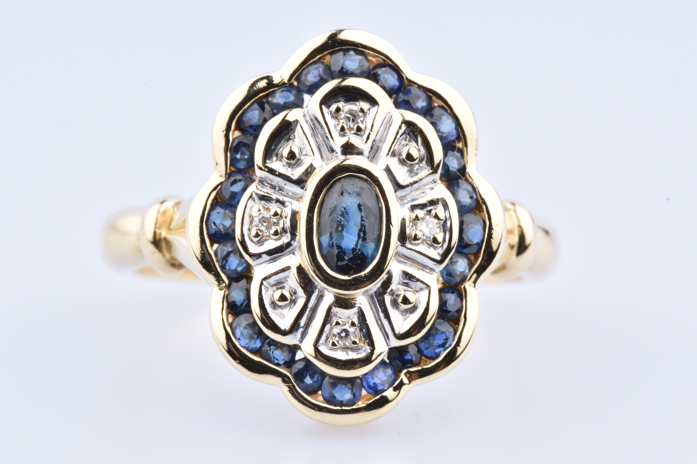 Bague Or 18 Carats - Saphirs Et Diamants 0.05 Ct - Taille 53 - Occasion