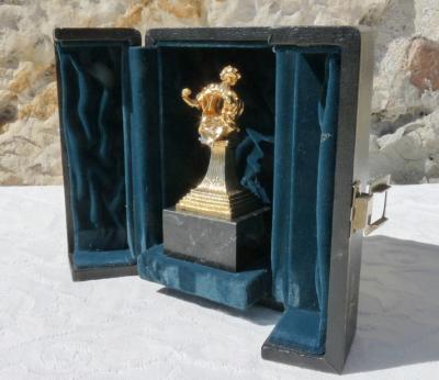 Salvador Dali, La Madonne de Port LLigat, Sculpture, Numérotée Signée, 1974 2