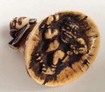 Netsuke en corne de cerf, Japon, Epoque EDO (1603-1868) 2