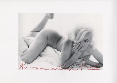 Bert STERN - Marilyn nude baby on the bed, 2011, Tirage signé 2