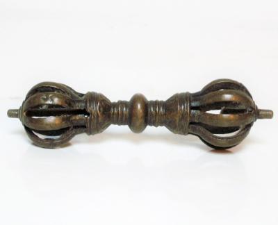 Tibet, Ecole Nyingmapa, XVIIIe/XIXe siècles, Dorje Vajra en bronze 2