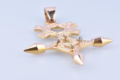 Pendentif croix d’Agadès en or jaune 18 ct (750 millièmes). 2