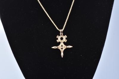 Pendentif croix d’Agadès en or jaune 18 ct (750 millièmes). 2