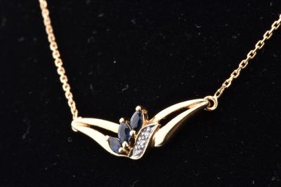 Collier et pendentif en Or jaune 18 carats 2