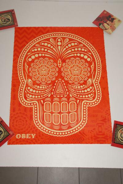 Shepard FAIREY (Obey) & Ernesto YERENA,  Day of the dead skull Orange 1/2, 2018, Techniques mixtes, signée 2