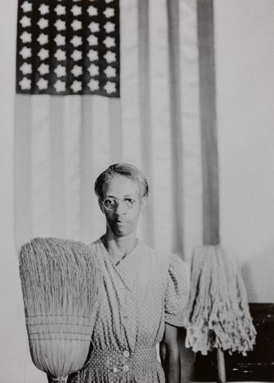 Gordon Parks - American Gothic, 1942, Photographie signée 2