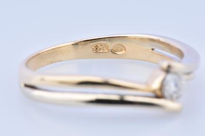 Bague  solitaire en or jaune 18 carats (750 millièmes) 2