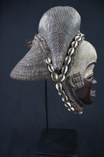 Art africain - Masque Punu avec un socle sur mesure - Gabon 2