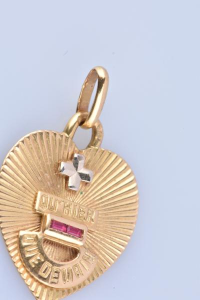 Médaille en forme de coeur  
