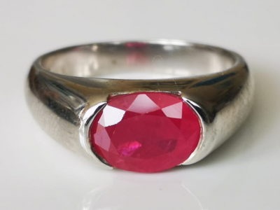 Bague argent rubis de Birmanie  de 2.88 cts  avec certificat 2