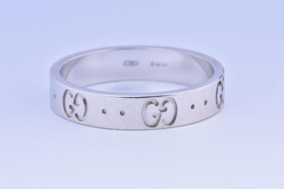 Bague Gucci Icon en or blanc 18 carats 2