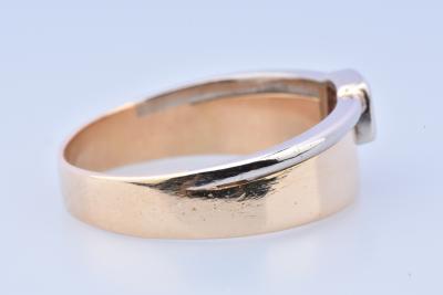 Bague en or bicolore 18 carats composée d’un beau diamant 2