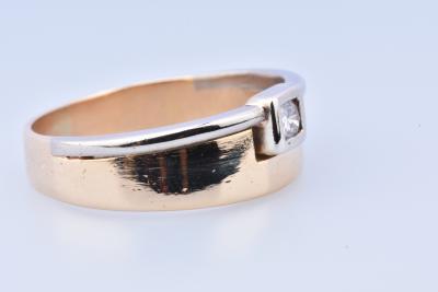 Bague en or bicolore 18 carats composée d’un beau diamant 2