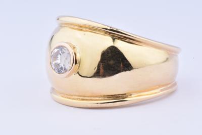 Bague en or 18 carats ornée d’1 oxyde central 2