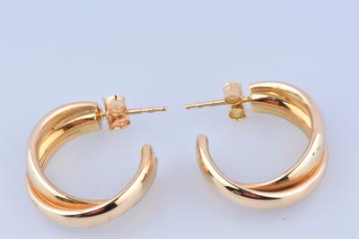 Belles boucles d’oreilles créoles en or 18 carats 2