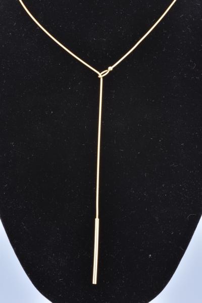 Collier en or jaune 18 carats (750 millièmes). Chaine en maille serpent. 2