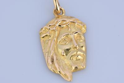 Pendentif Visage de Christ en or jaune 18 carats 2